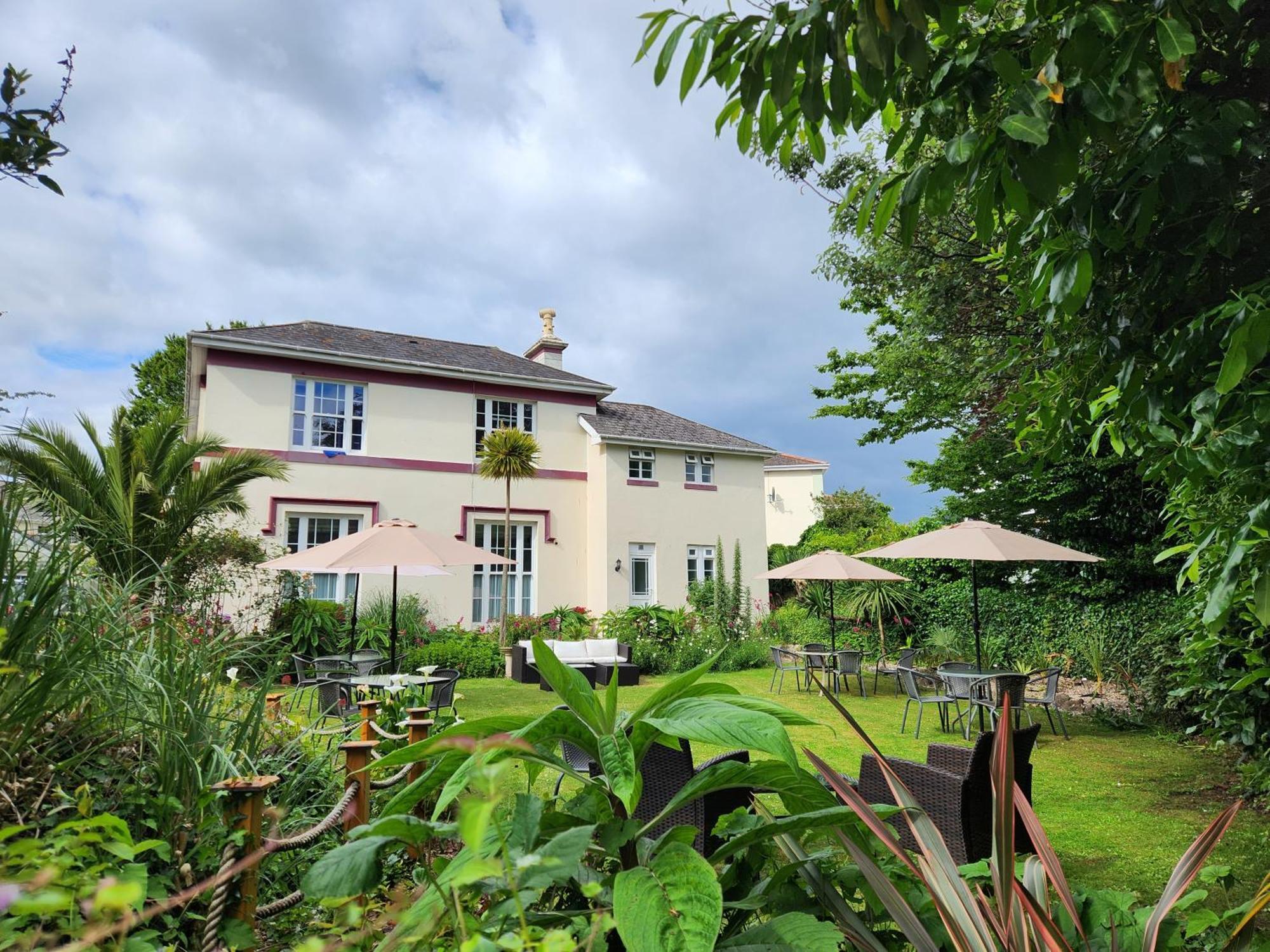 Rose Court Holiday Apartments Torquay Exterior photo